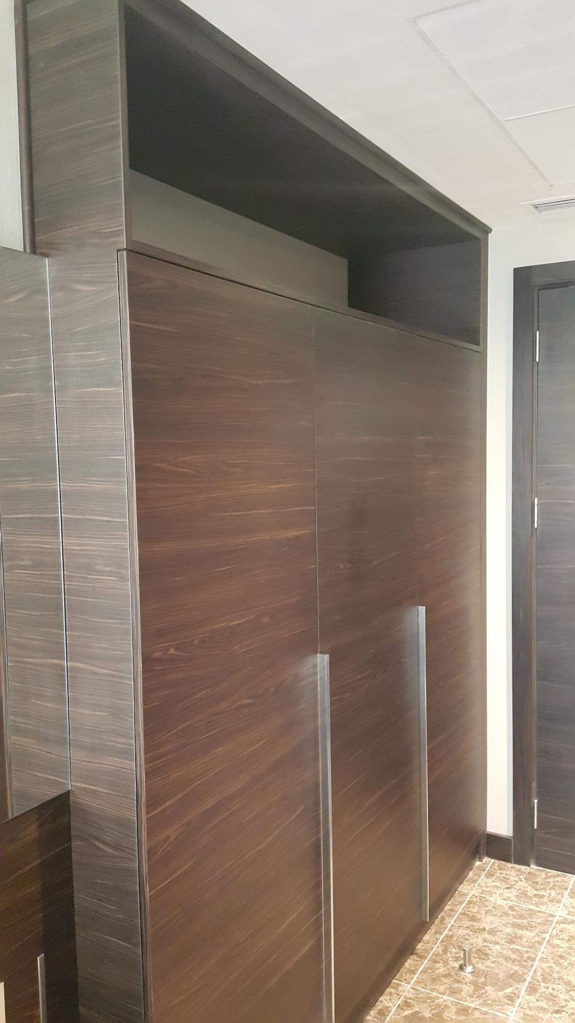 M Hotel Makkah By Millennium Mekka Exterior foto A wall panel of the interior of a modern elevator