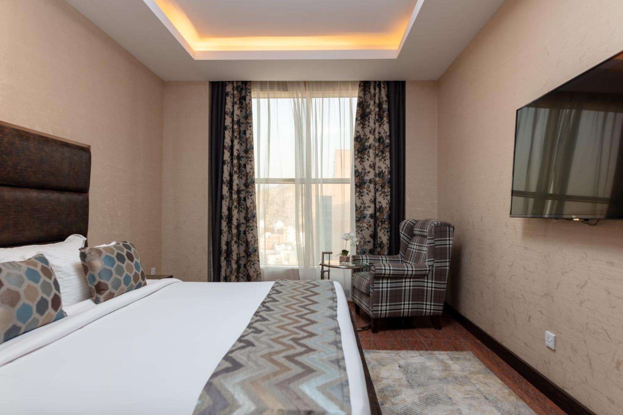 M Hotel Makkah By Millennium Mekka Exterior foto A room at the hotel