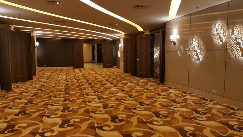 M Hotel Makkah By Millennium Mekka Exterior foto The hotel's interior
